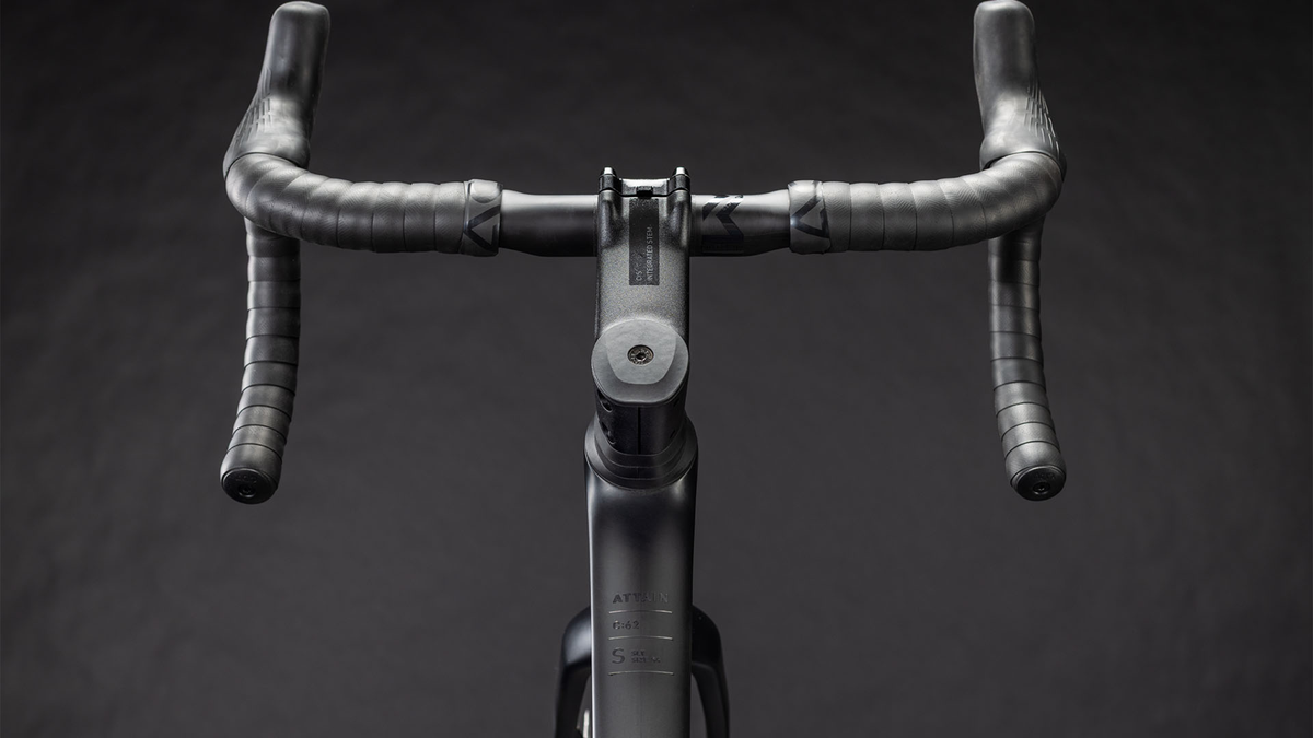 Cube Attain C:62 SLT  carbon´n´coalchrome (2026)