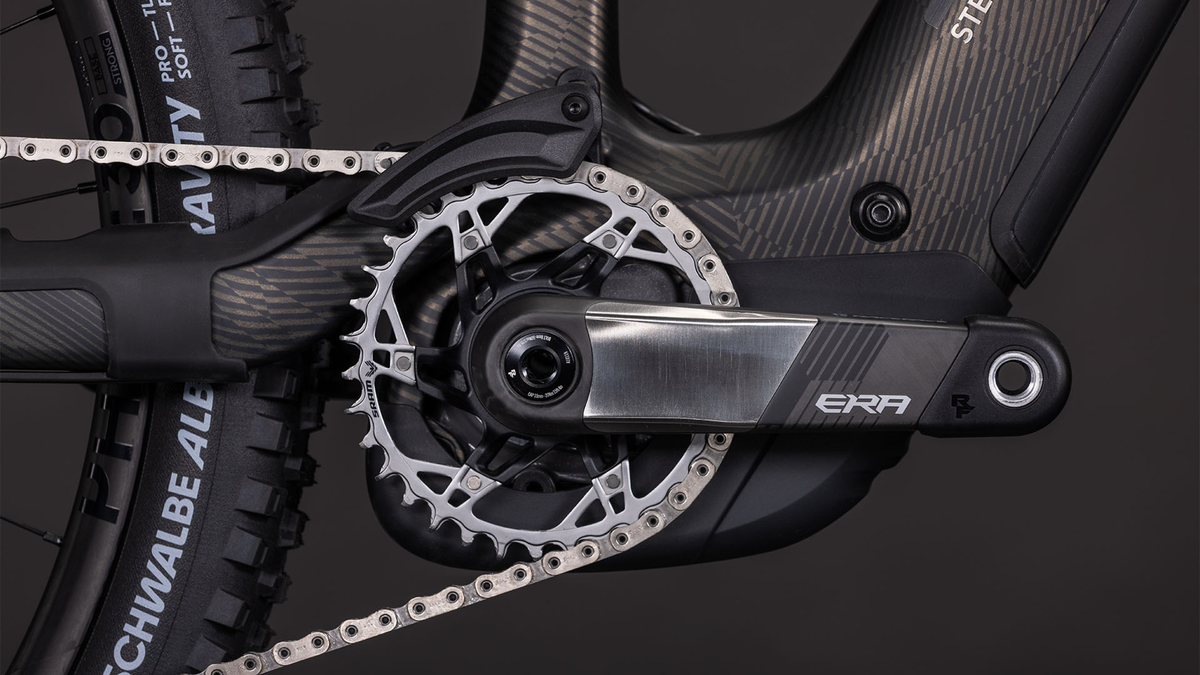 Cube Stereo Hybrid ONE44 HPC SLT 800  carbongrid´n´chrome (2026)